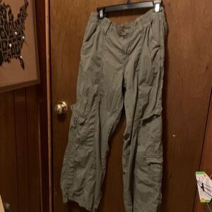 BDG  y2k Women's Olive cargo Wide Leg Pants